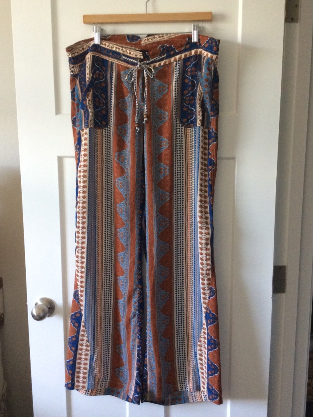 Olivaceous Lightweight Boho low rise pants - W's Large